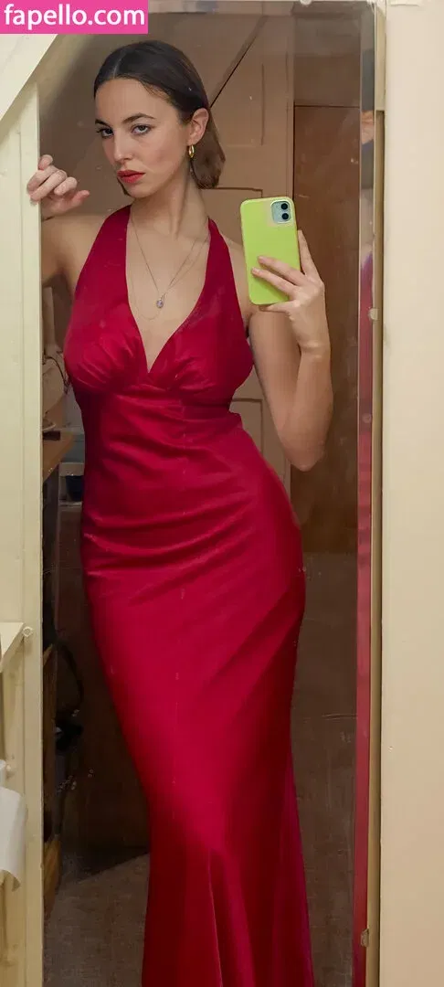 Amelie Manzoli Onlyfans Photo Gallery 