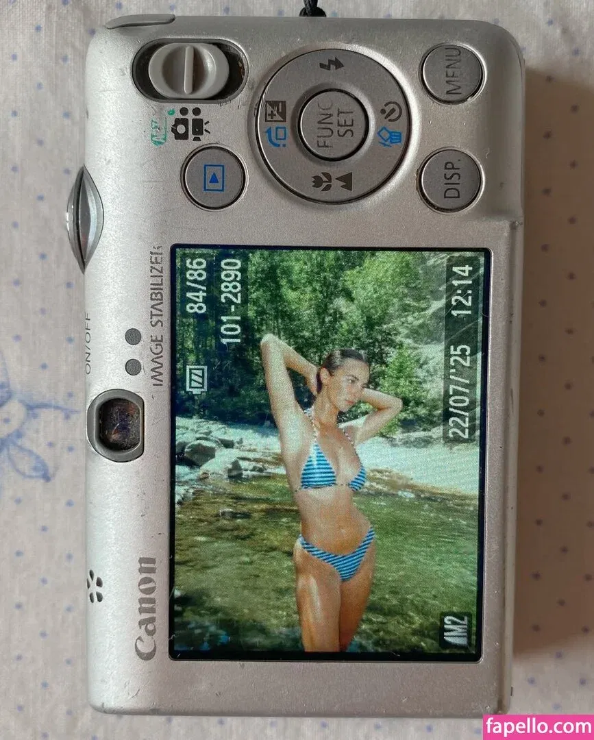 Amelie Manzoli Onlyfans Photo Gallery 