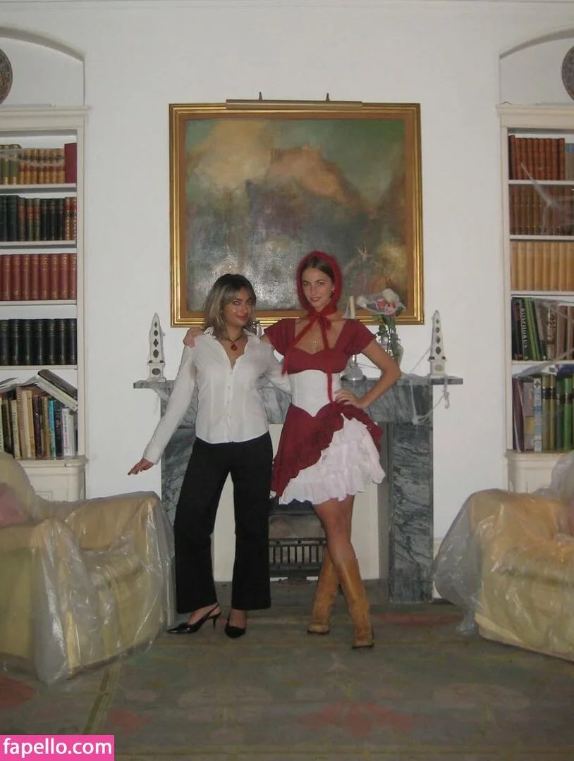 Amelie Manzoli Onlyfans Photo Gallery 