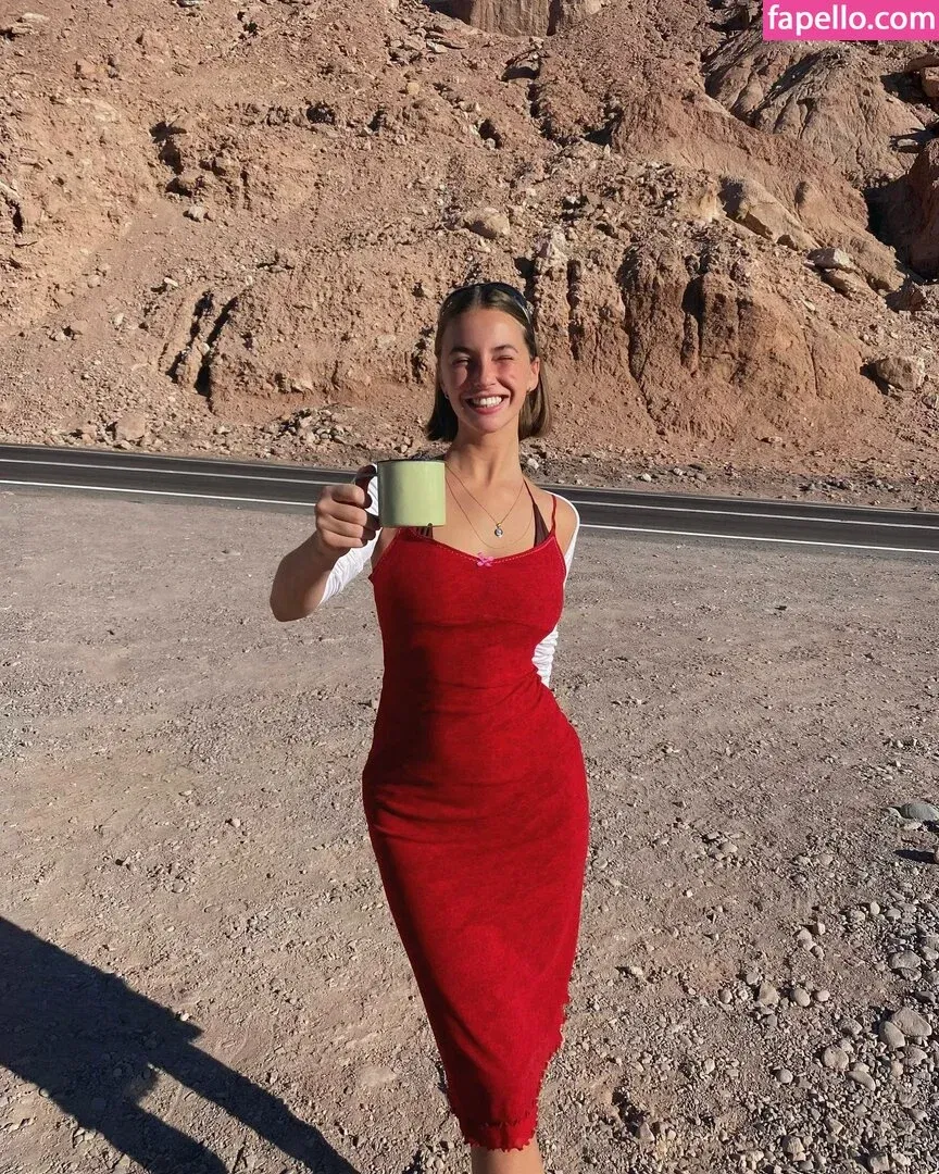 Amelie Manzoli Onlyfans Photo Gallery 