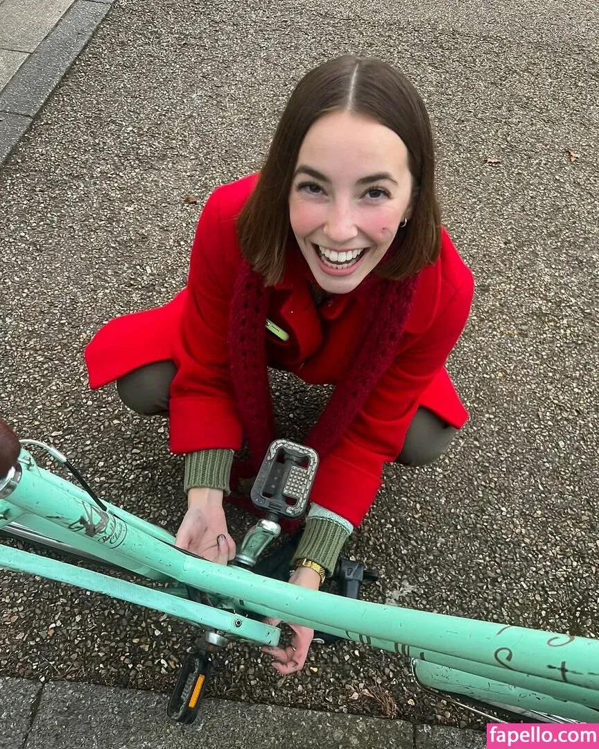 Amelie Manzoli Onlyfans Photo Gallery 