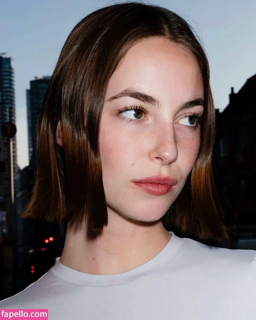 Amelie Manzoli Onlyfans Photo Gallery 