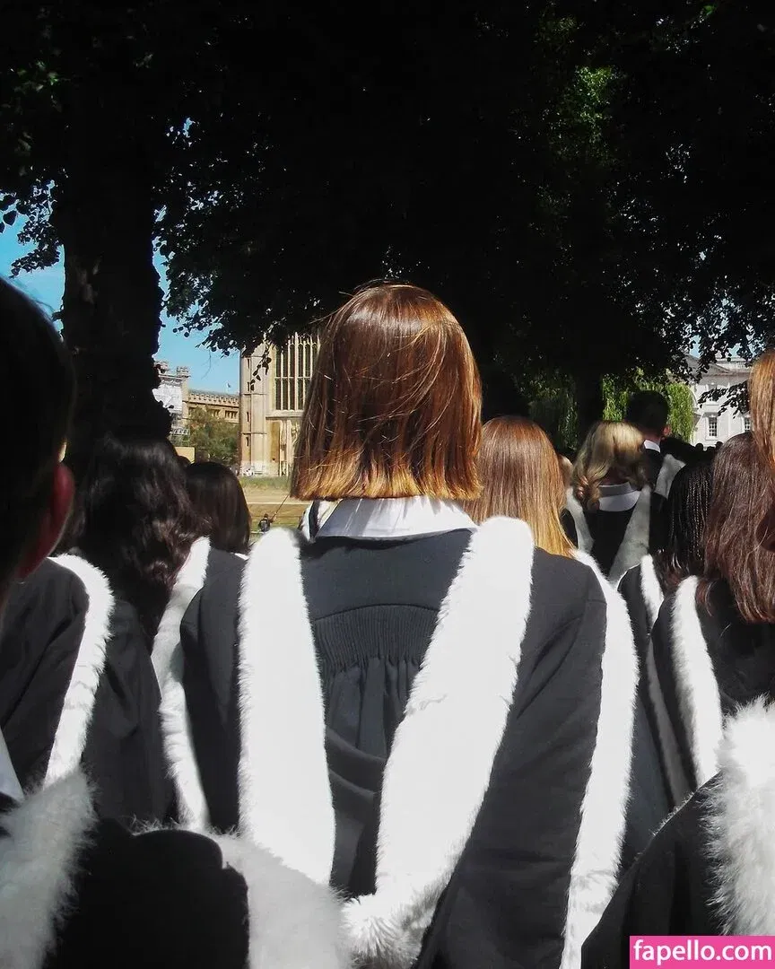 Amelie Manzoli Onlyfans Photo Gallery 