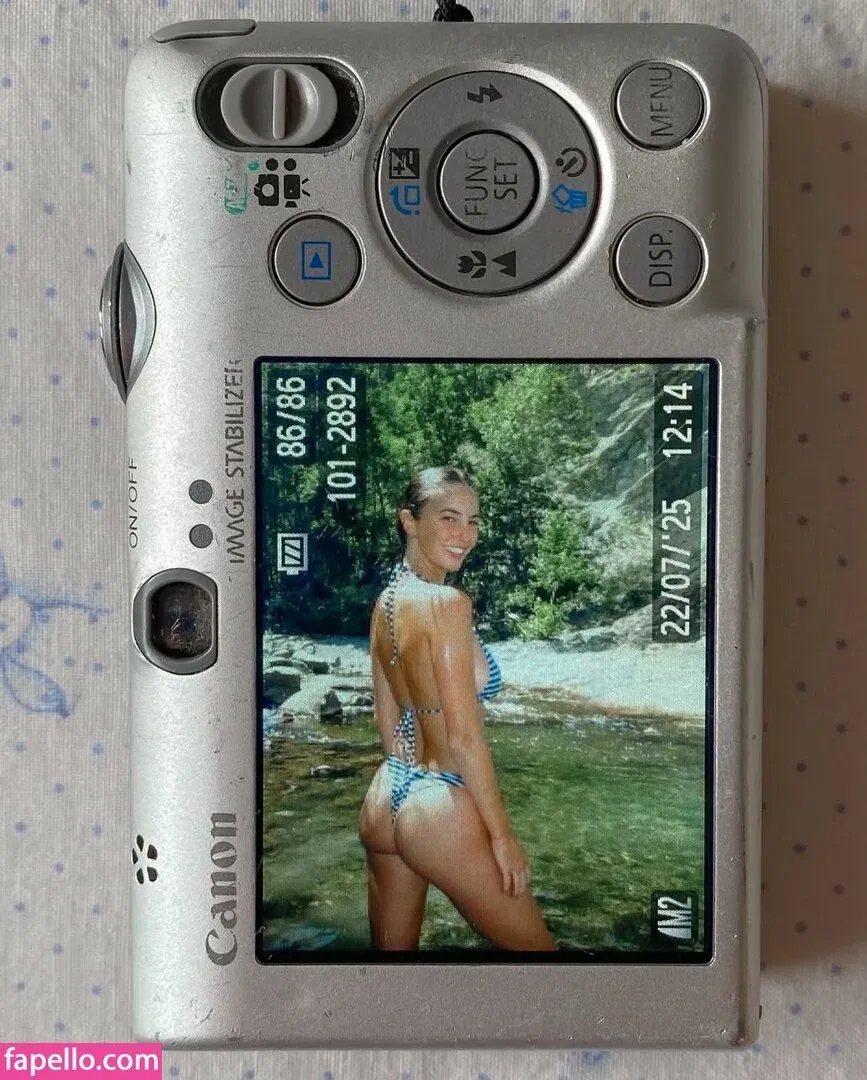 Amelie Manzoli Onlyfans Photo Gallery 