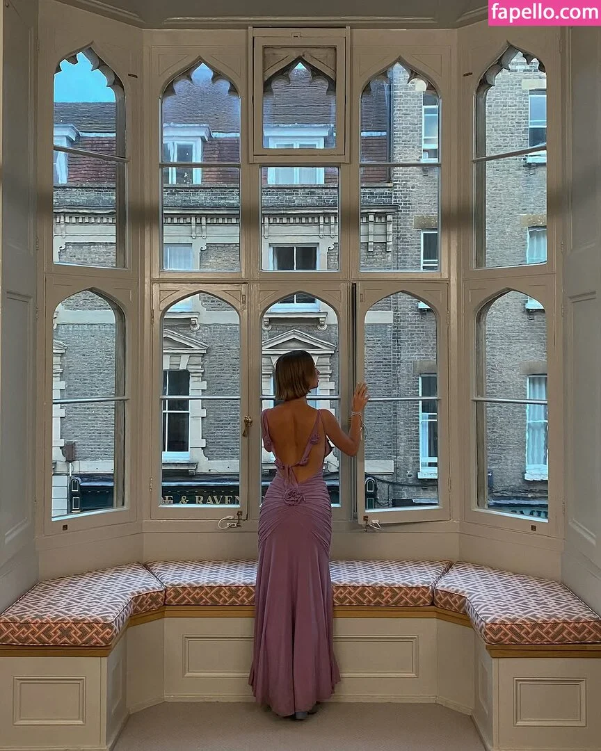 Amelie Manzoli Onlyfans Photo Gallery 