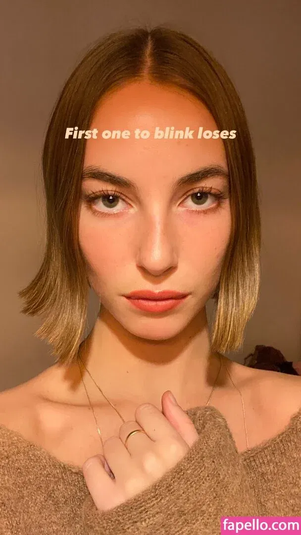 Amelie Manzoli Onlyfans Photo Gallery 