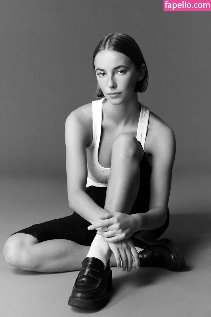 Amelie Manzoli Onlyfans Photo Gallery 