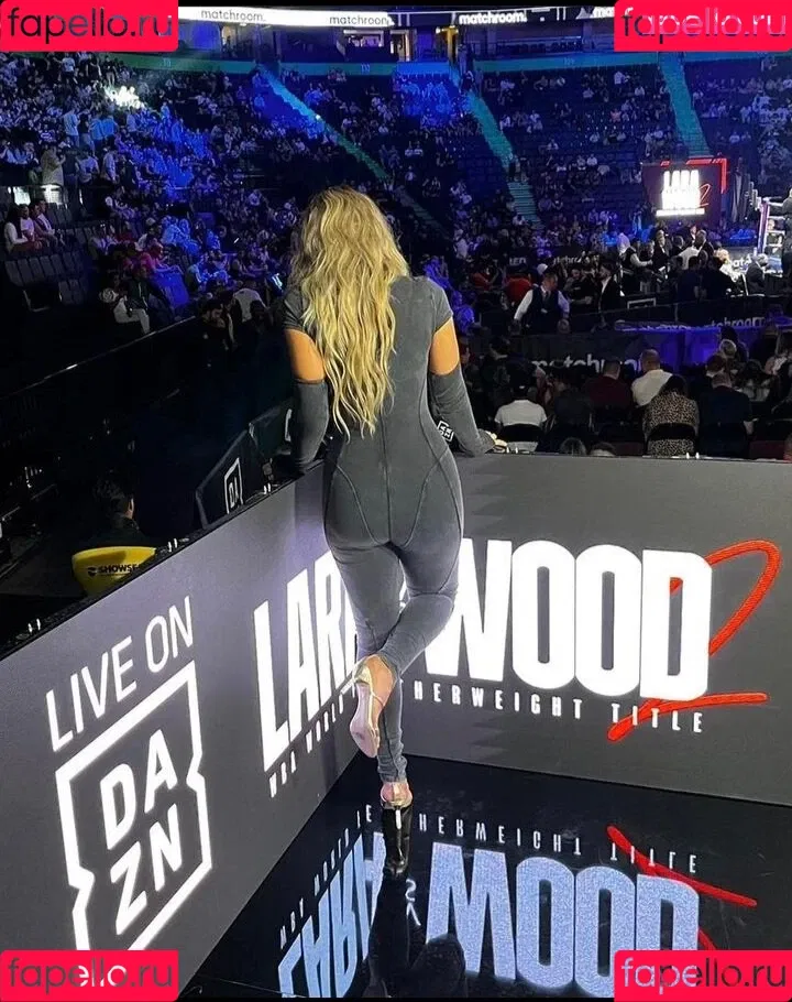 Laura Woods / laurawoodstv Onlyfans Photo Gallery 