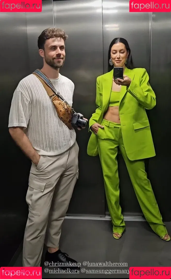 Rebecca Mir / sarahtoninx9_ Onlyfans Photo Gallery 