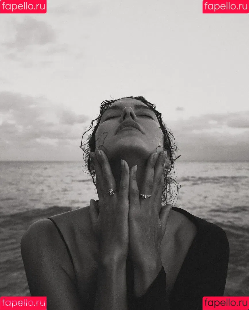 Rebecca Mir / sarahtoninx9_ Onlyfans Photo Gallery 