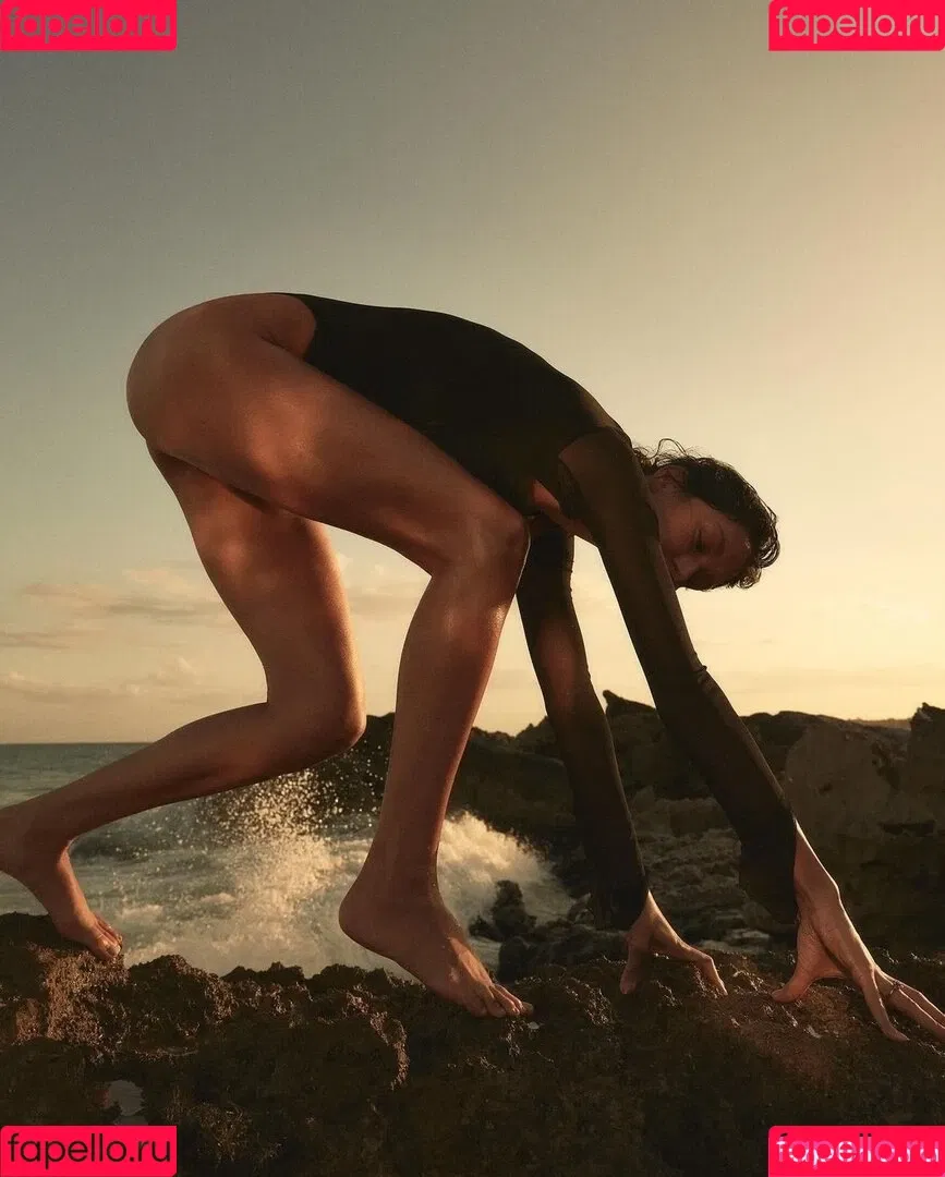 Rebecca Mir / sarahtoninx9_ Onlyfans Photo Gallery 