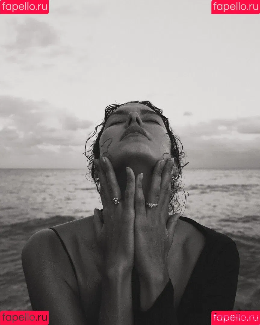 Rebecca Mir / sarahtoninx9_ Onlyfans Photo Gallery 