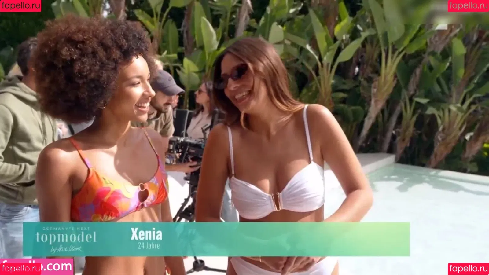 Rebecca Mir / sarahtoninx9_ Onlyfans Photo Gallery 