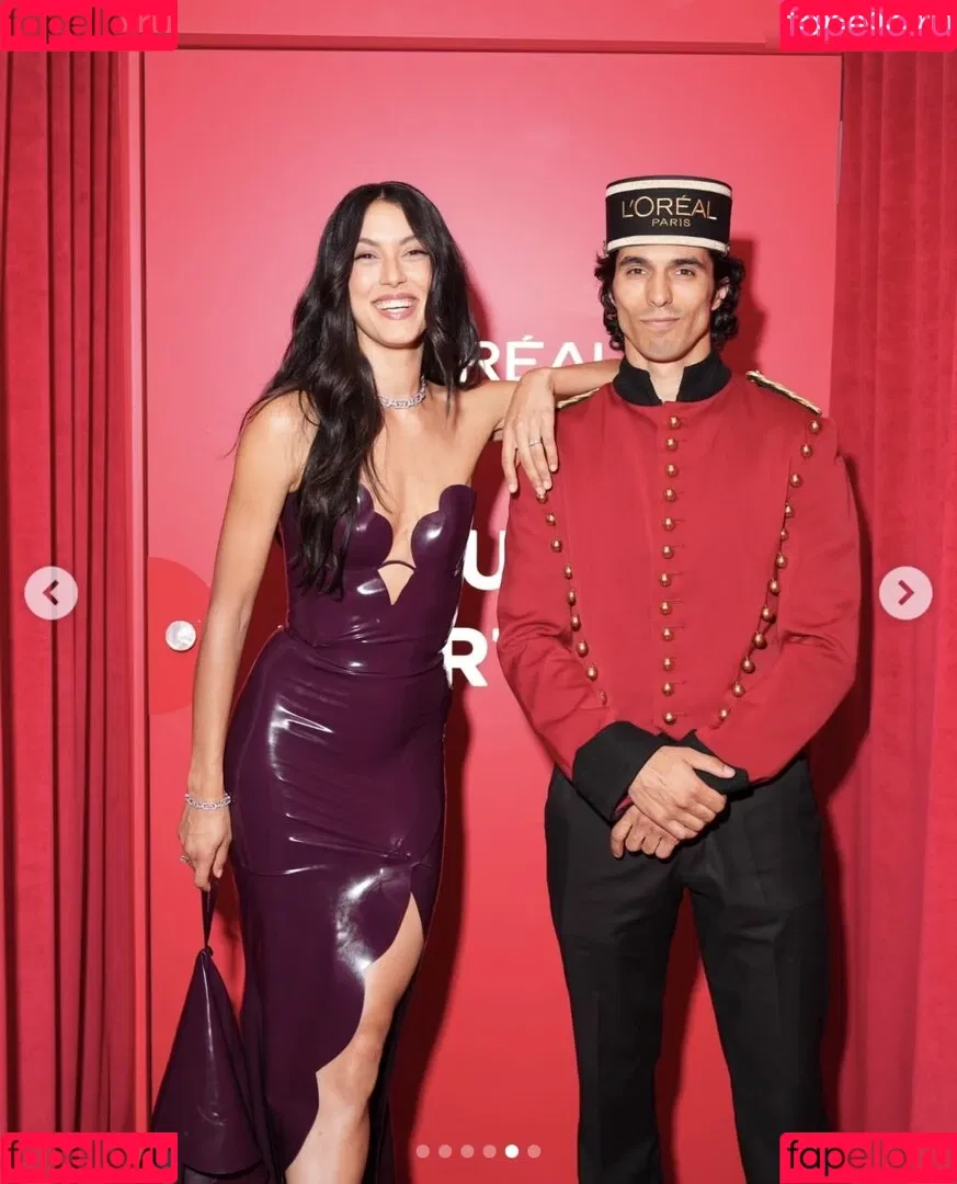 Rebecca Mir / sarahtoninx9_ Onlyfans Photo Gallery 