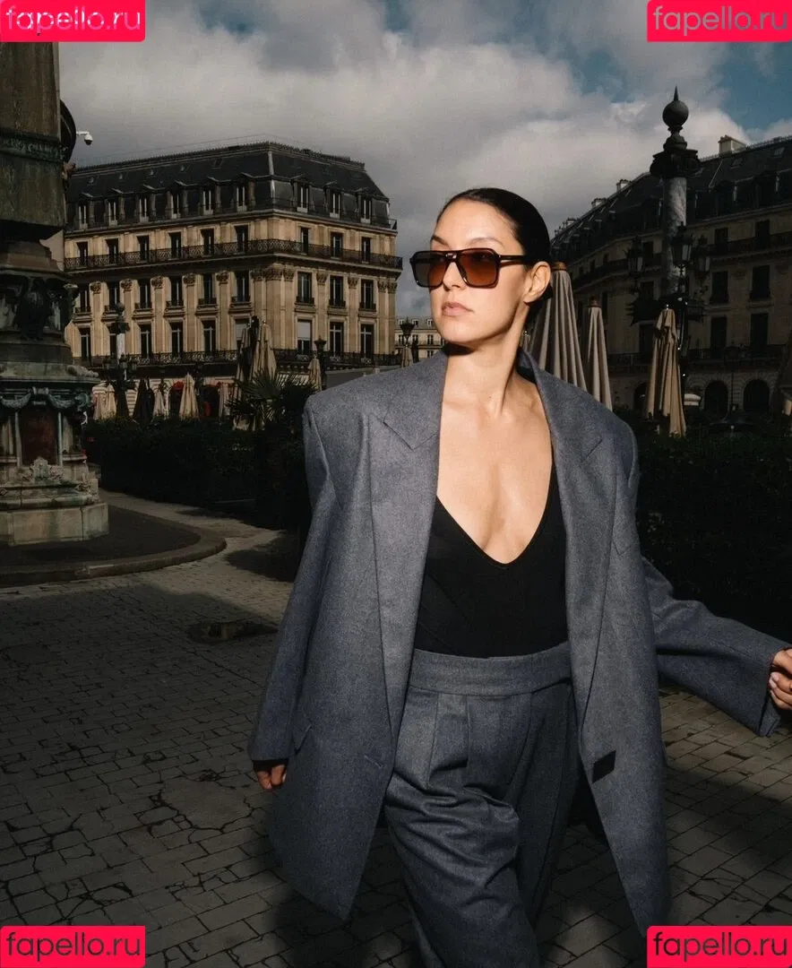 Rebecca Mir / sarahtoninx9_ Onlyfans Photo Gallery 