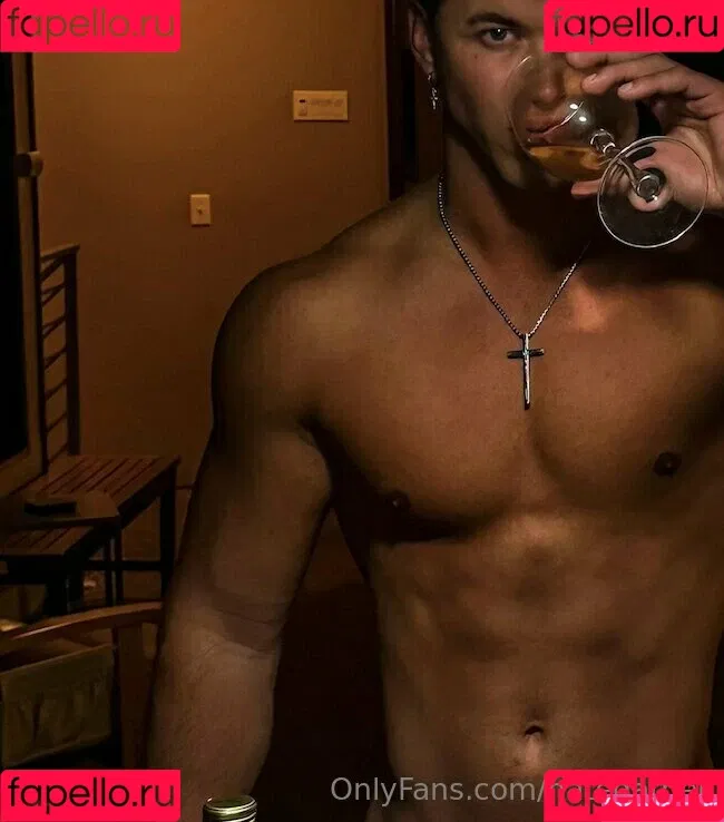 nategarner Onlyfans Photo Gallery 