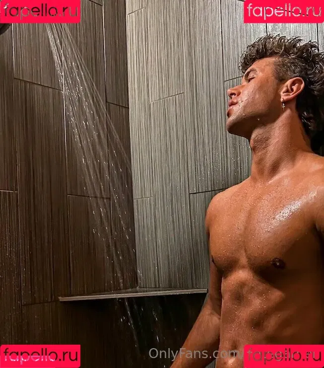 nategarner Onlyfans Photo Gallery 