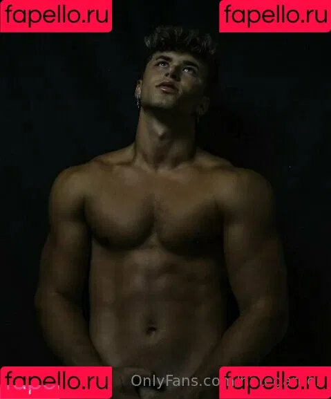 nategarner Onlyfans Photo Gallery 