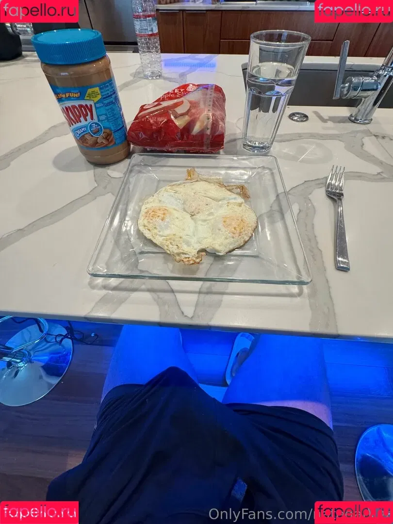 nategarner Onlyfans Photo Gallery 