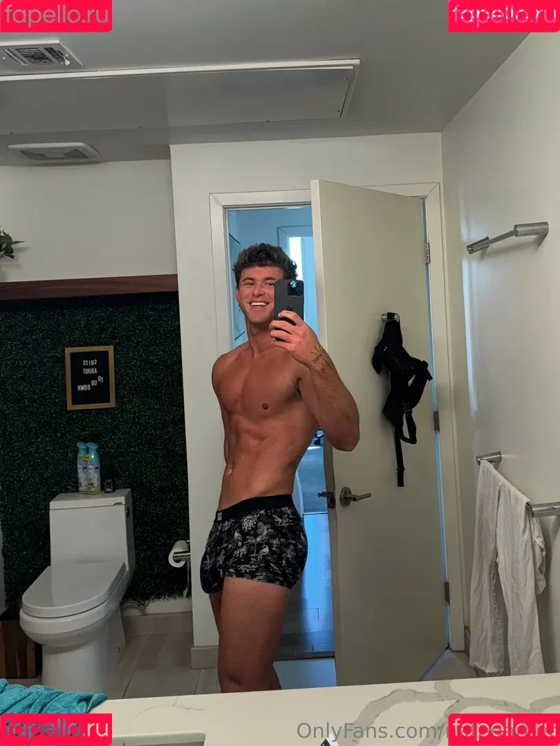 nategarner Onlyfans Photo Gallery 