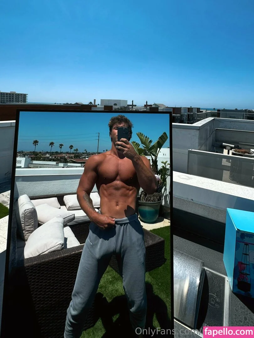 nategarner Onlyfans Photo Gallery 