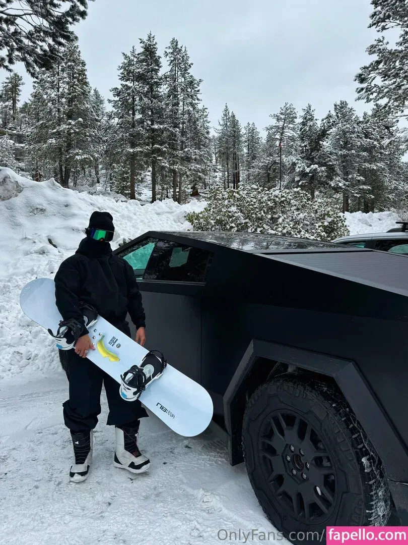 nategarner Onlyfans Photo Gallery 