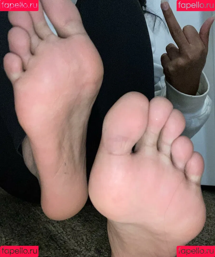 Desi Goddess / ange1slxt / desi_the_goddess Onlyfans Photo Gallery 