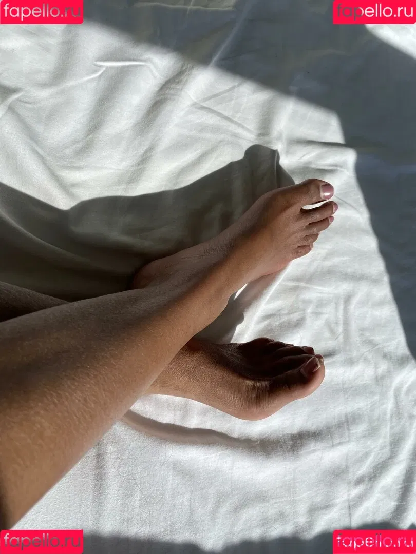 Desi Goddess / ange1slxt / desi_the_goddess Onlyfans Photo Gallery 