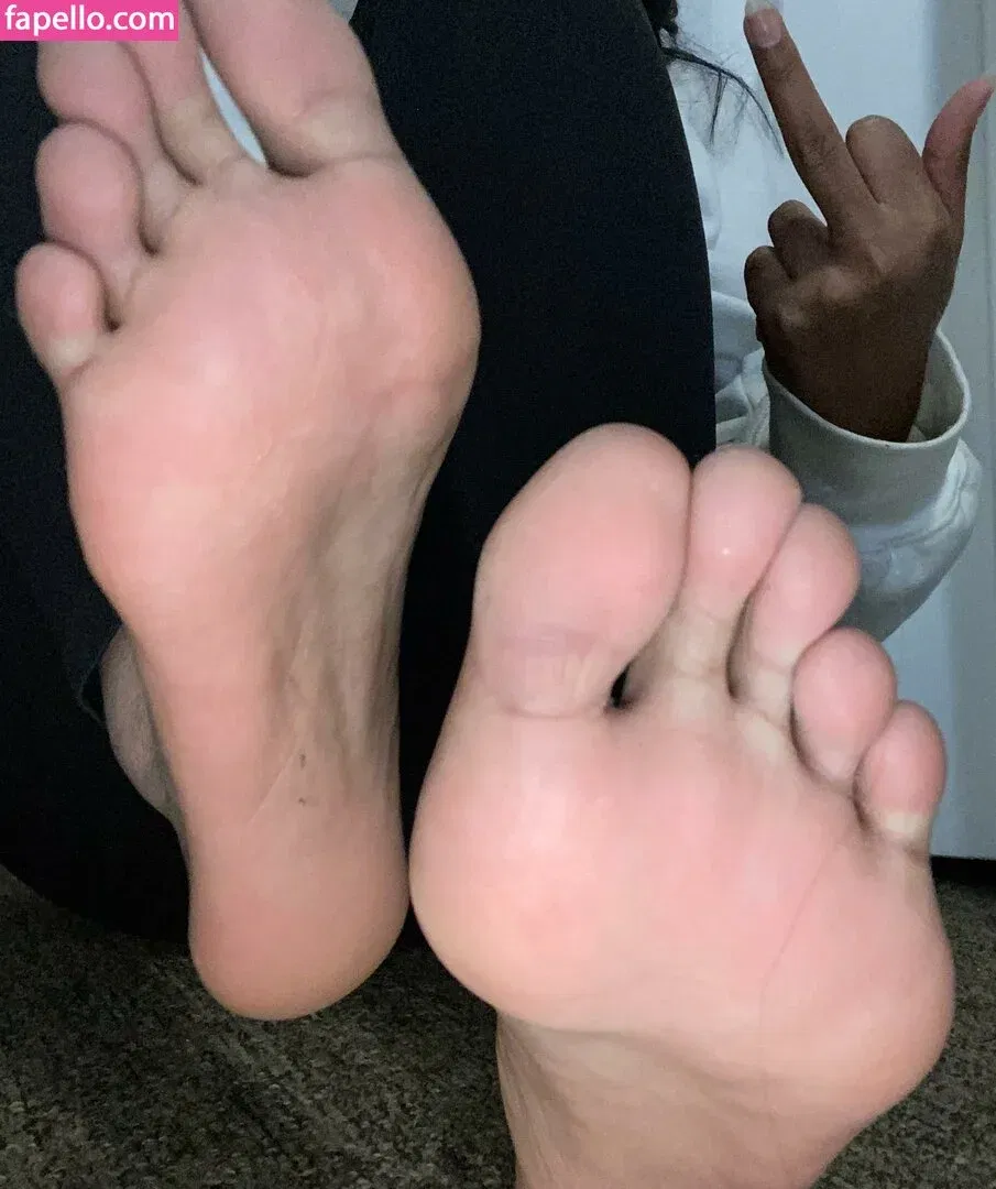 Desi Goddess / ange1slxt / desi_the_goddess Onlyfans Photo Gallery 