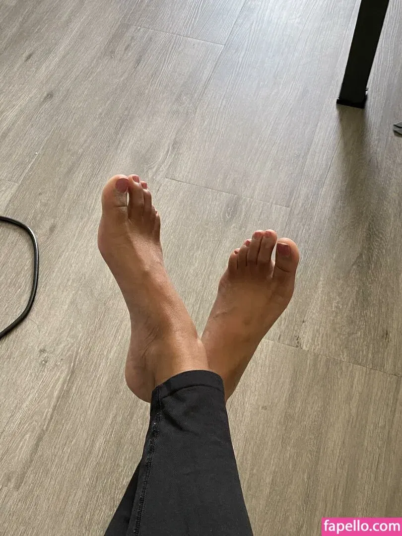 Desi Goddess / ange1slxt / desi_the_goddess Onlyfans Photo Gallery 