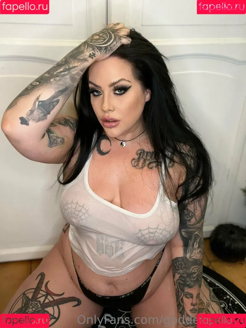 Goddess Goth / Goddess_goth / goddessgothx Onlyfans Photo Gallery 