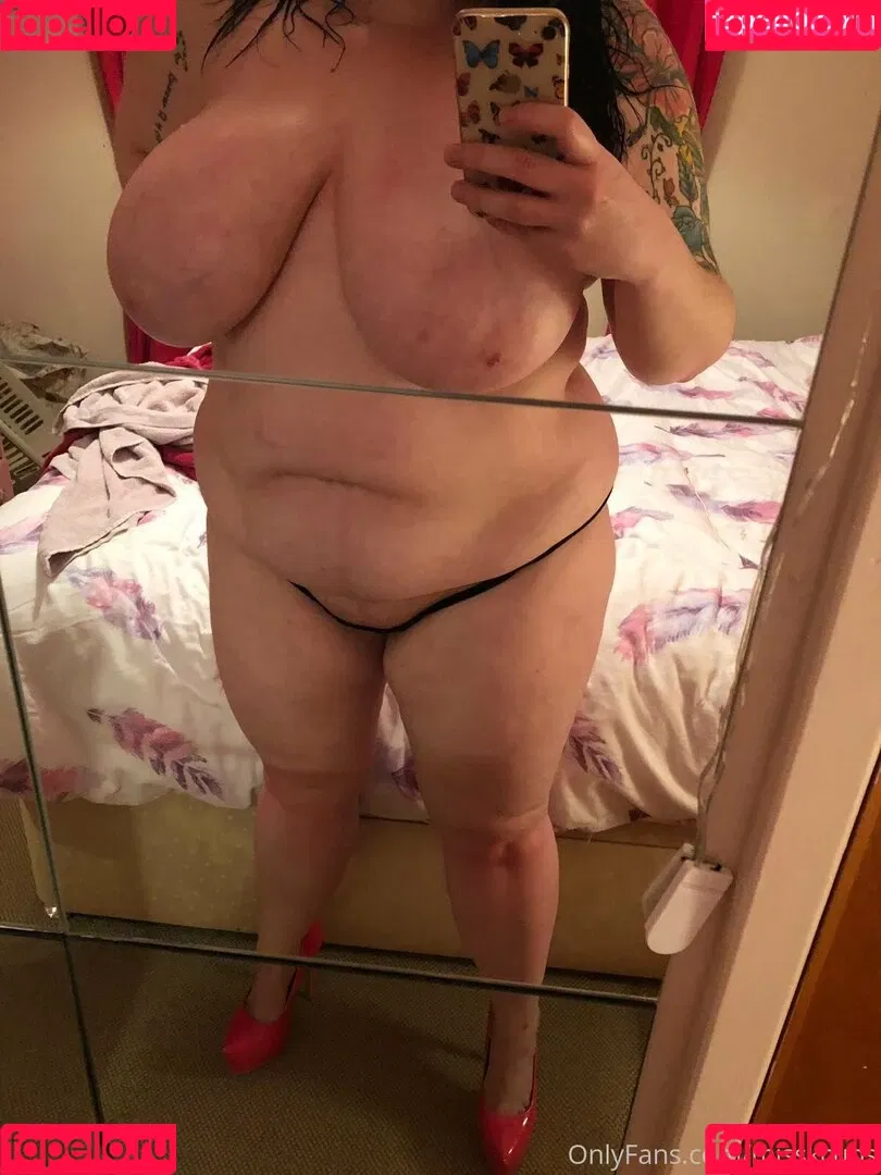 misskcups / misskofficial Onlyfans Photo Gallery 