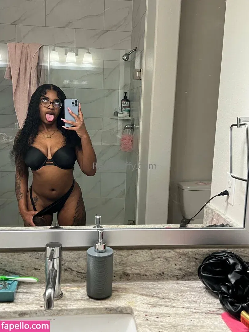 original-fluffy / realfluffy2 Onlyfans Photo Gallery 