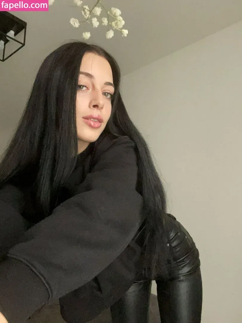 caitecaitecaite / katie_shake / your_katie Onlyfans Photo Gallery 