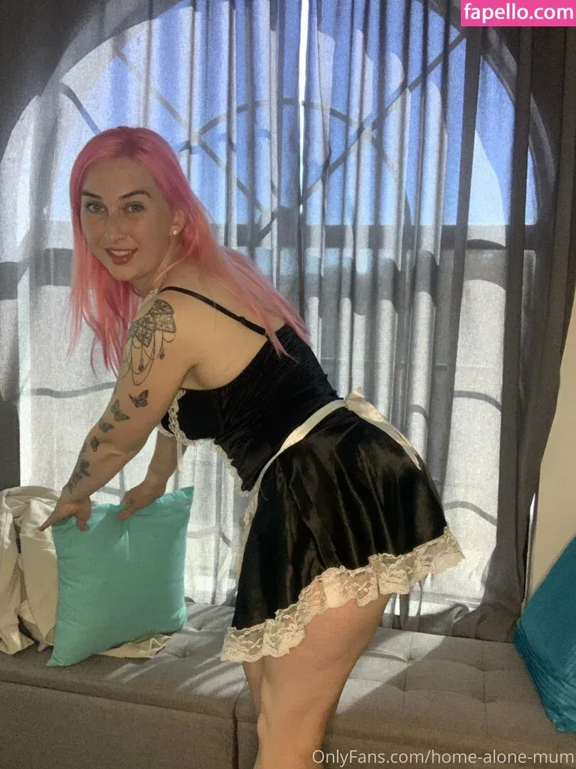 home-alone-mum / momathomealone Onlyfans Photo Gallery 