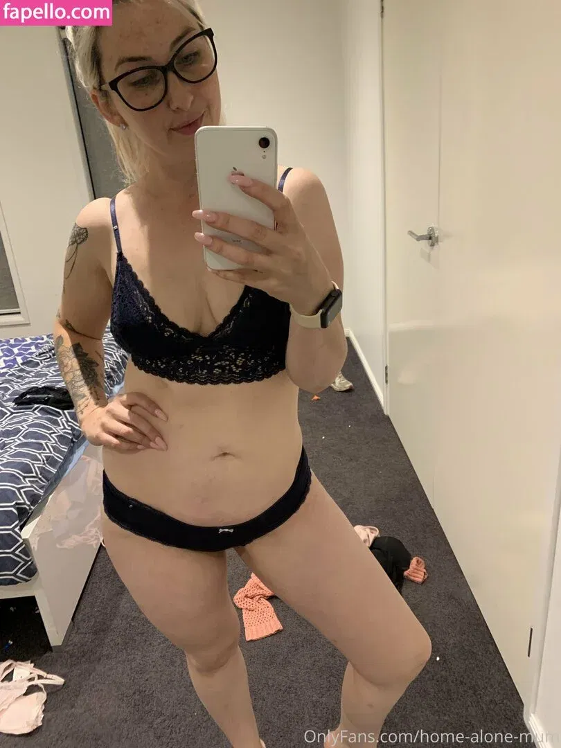 home-alone-mum / momathomealone Onlyfans Photo Gallery 