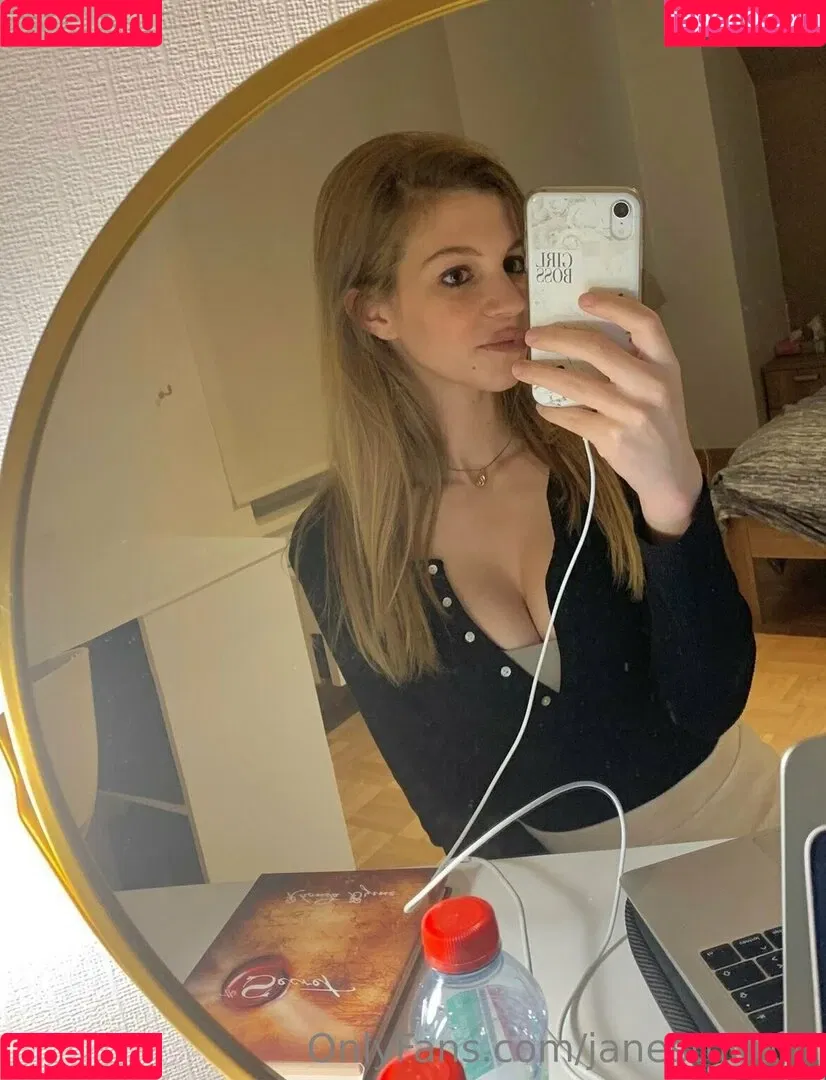 kendalljane / kendalljenner Onlyfans Photo Gallery 