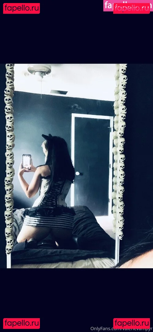Valerie Vampyr / little__vampire / valerievampyr Onlyfans Photo Gallery 