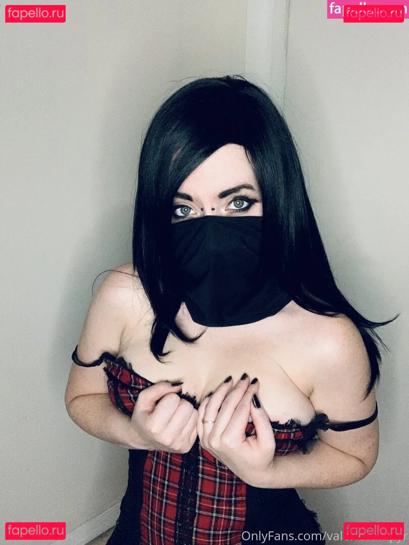 Valerie Vampyr / little__vampire / valerievampyr Onlyfans Photo Gallery 