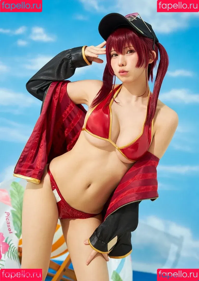 Enako / enako_cos / enakorin / えなこ Onlyfans Photo Gallery 