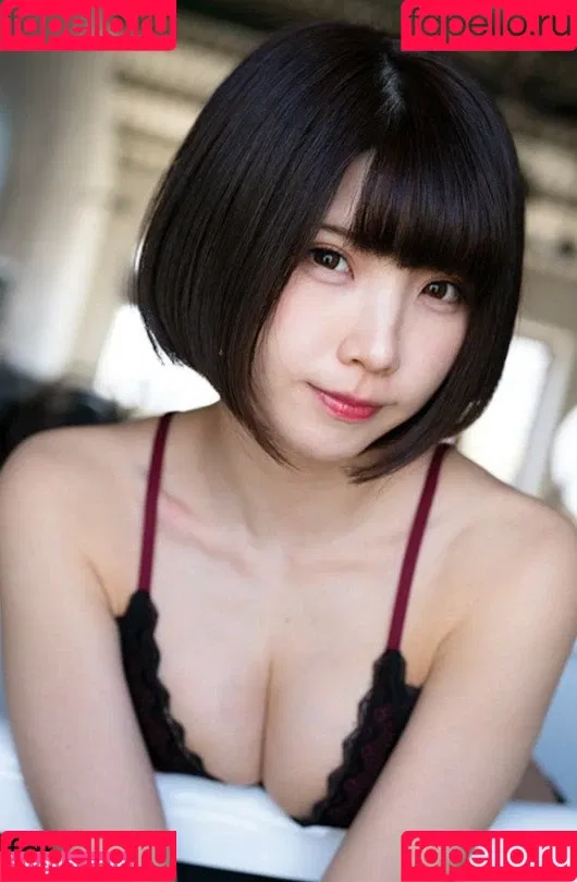 Enako / enako_cos / enakorin / えなこ Onlyfans Photo Gallery 