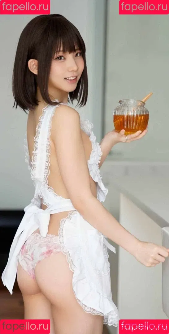 Enako / enako_cos / enakorin / えなこ Onlyfans Photo Gallery 