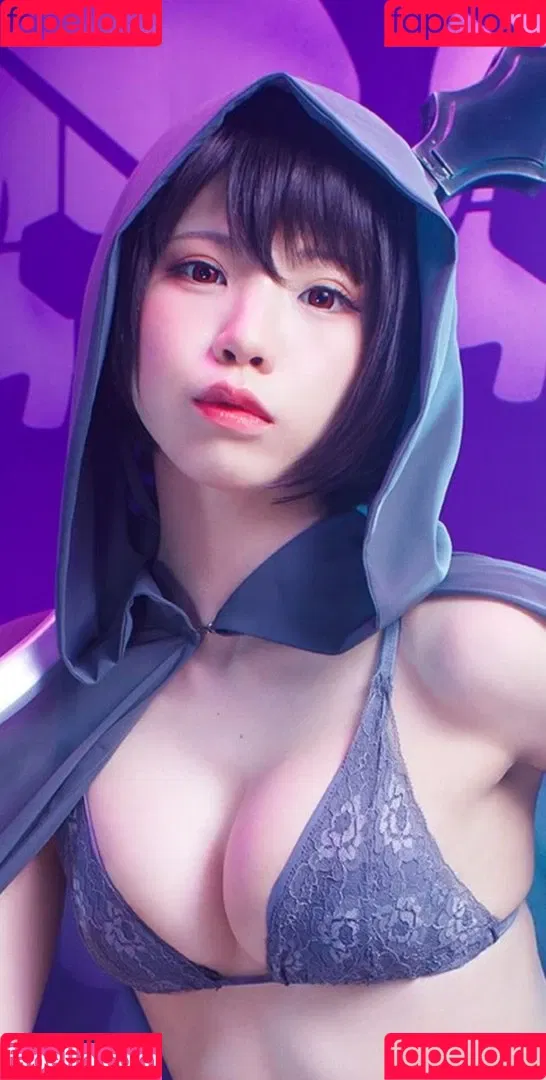 Enako / enako_cos / enakorin / えなこ Onlyfans Photo Gallery 