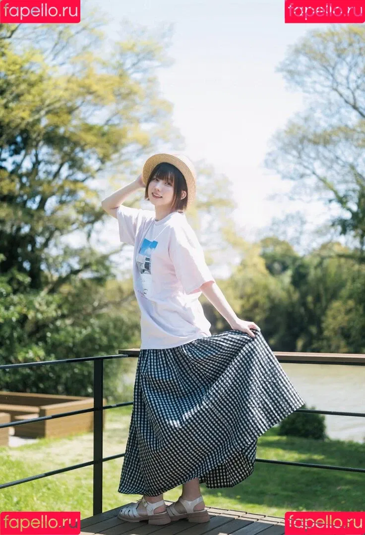 Enako / enako_cos / enakorin / えなこ Onlyfans Photo Gallery 