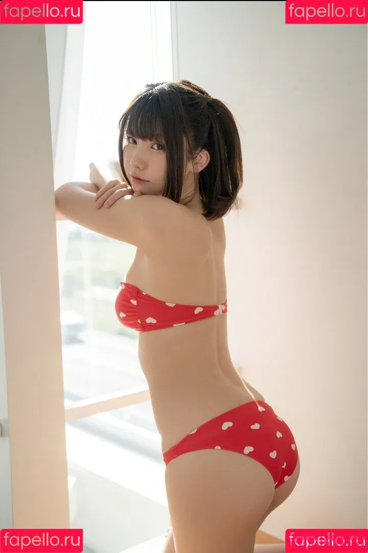 Enako / enako_cos / enakorin / えなこ Onlyfans Photo Gallery 