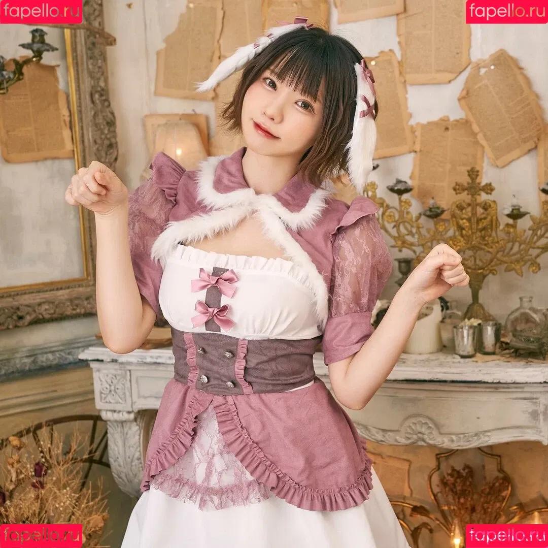 Enako / enako_cos / enakorin / えなこ Onlyfans Photo Gallery 