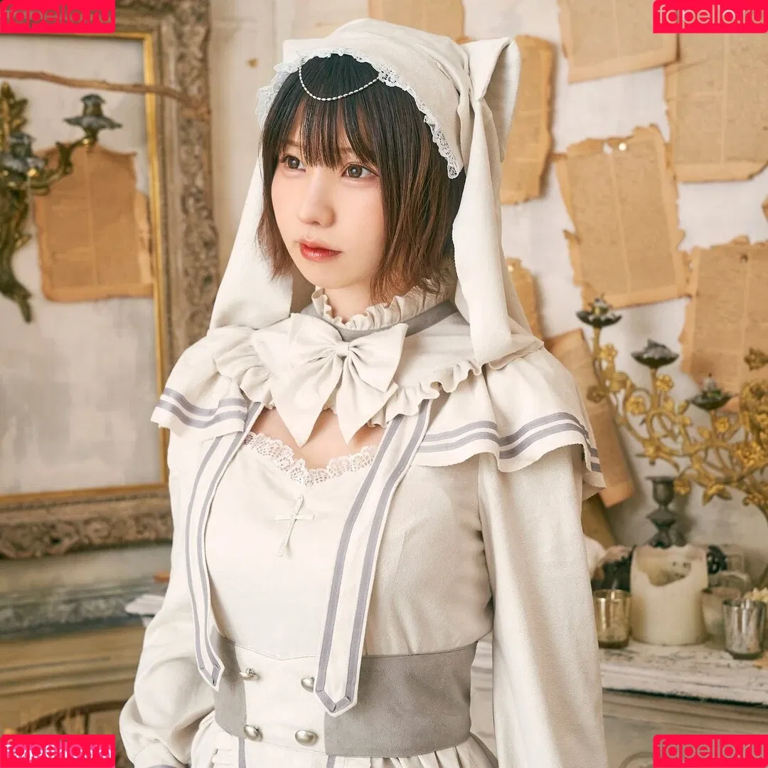 Enako / enako_cos / enakorin / えなこ Onlyfans Photo Gallery 