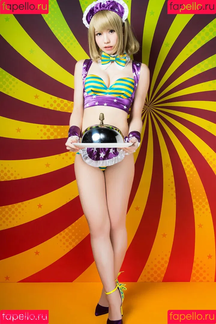 Enako / enako_cos / enakorin / えなこ Onlyfans Photo Gallery 