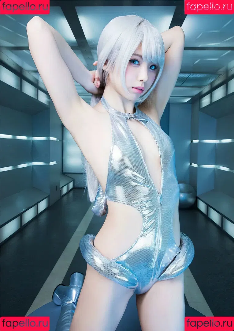 Enako / enako_cos / enakorin / えなこ Onlyfans Photo Gallery 