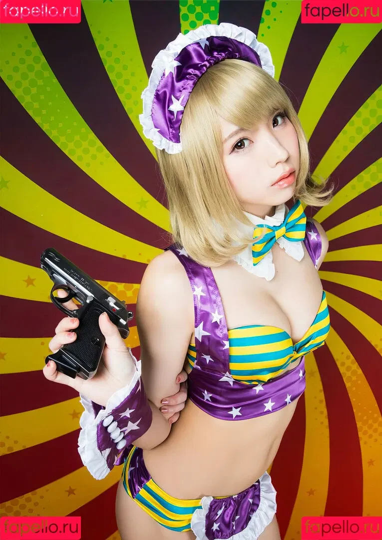 Enako / enako_cos / enakorin / えなこ Onlyfans Photo Gallery 